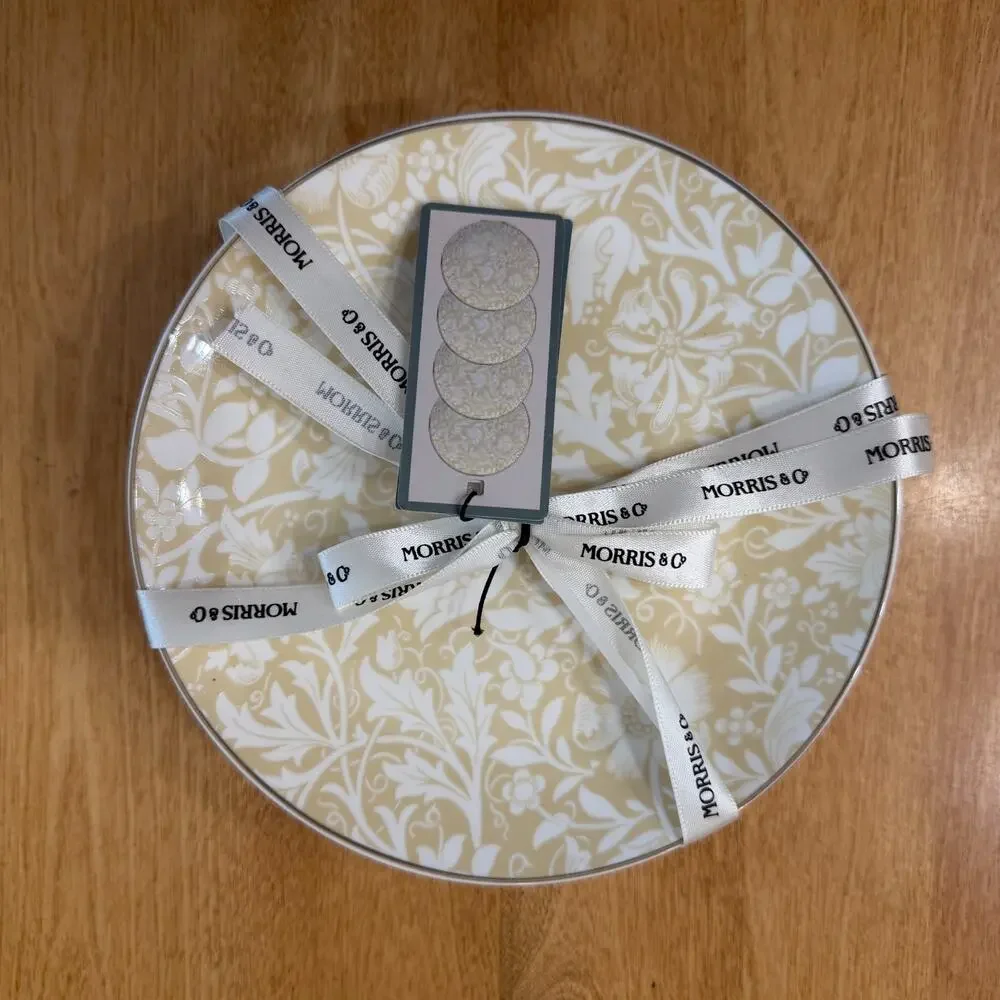 William Morris & Co Compton Appetizer Plates 6.5” Set of 4 Fine China Floral